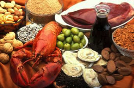 Ficat, carne roșie, fructe de mare, semințe și nuci — surse de fier